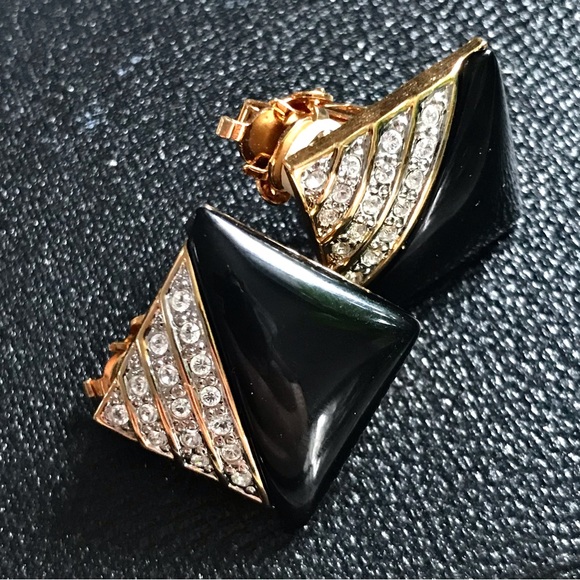 Vintage Costume Jewelry Collection - Picture 9 of 16